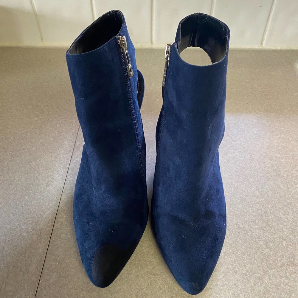 Charles by Charles David Navy Blue Wedge Dark Academia Wedding Pointed Toe Heels